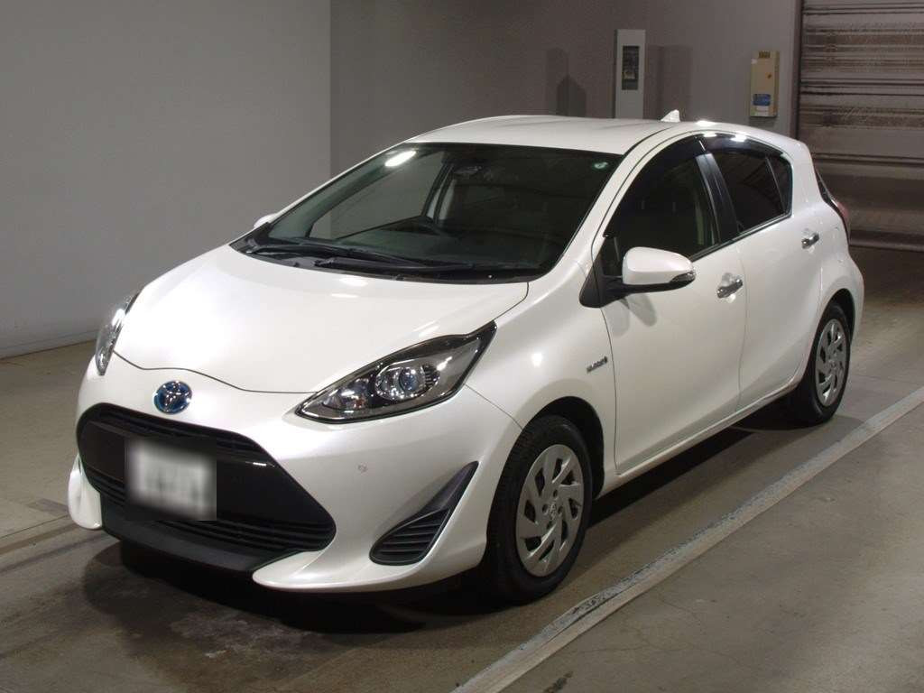 2019 Toyota Aqua NHP10[0]