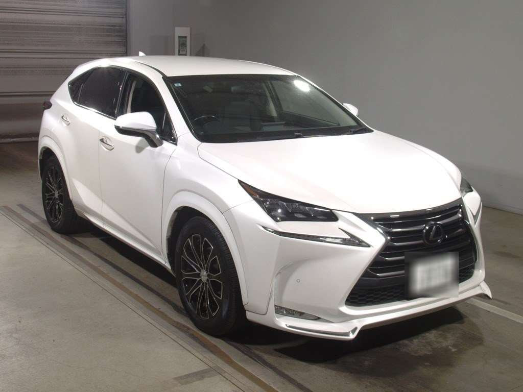 2015 Lexus NX AGZ10[2]