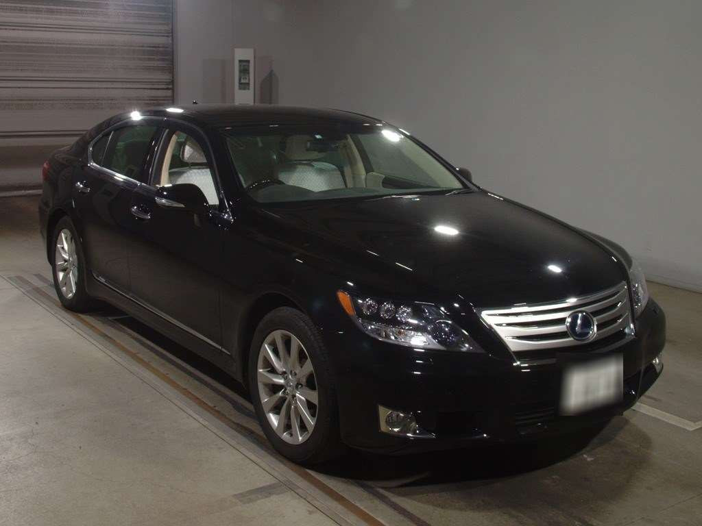 2012 Lexus LS UVF45[2]