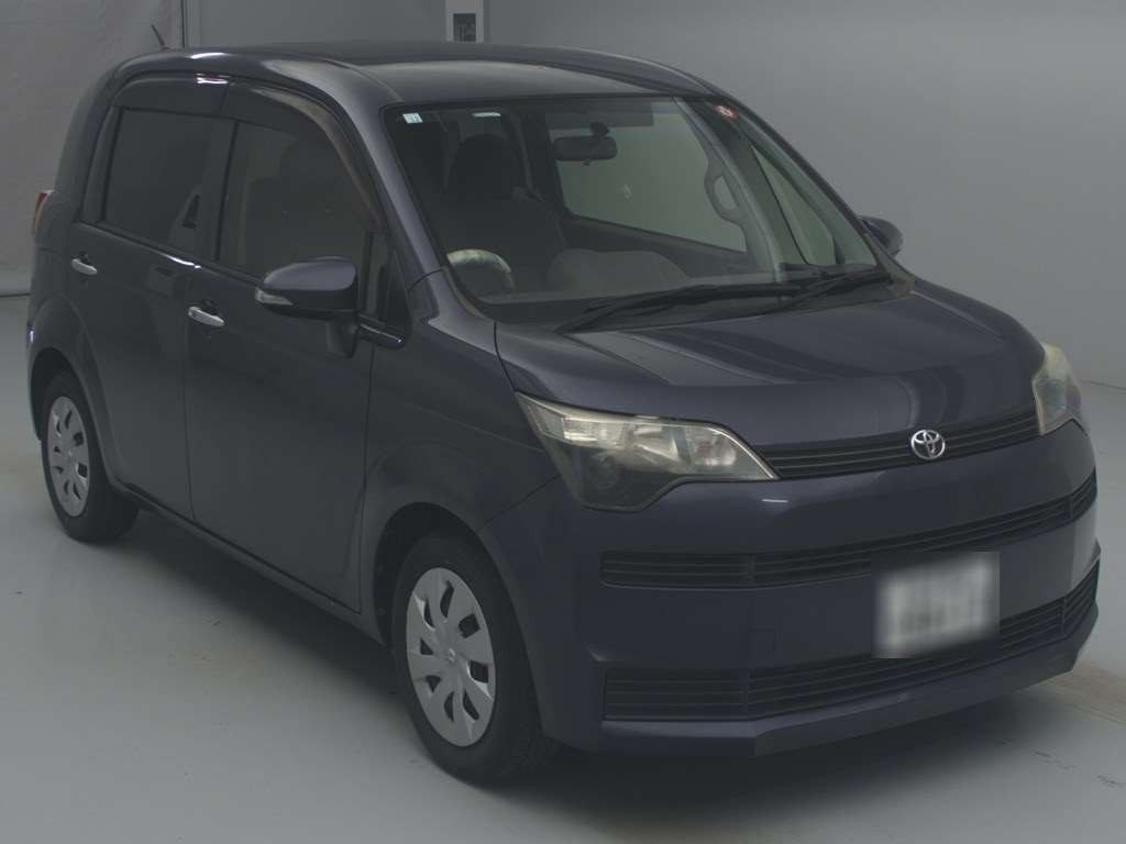 2012 Toyota Spade NCP141[2]