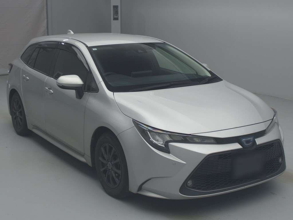 2021 Toyota Corolla Touring Wagon ZWE214W[2]