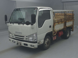 2015 Isuzu Elf Truck