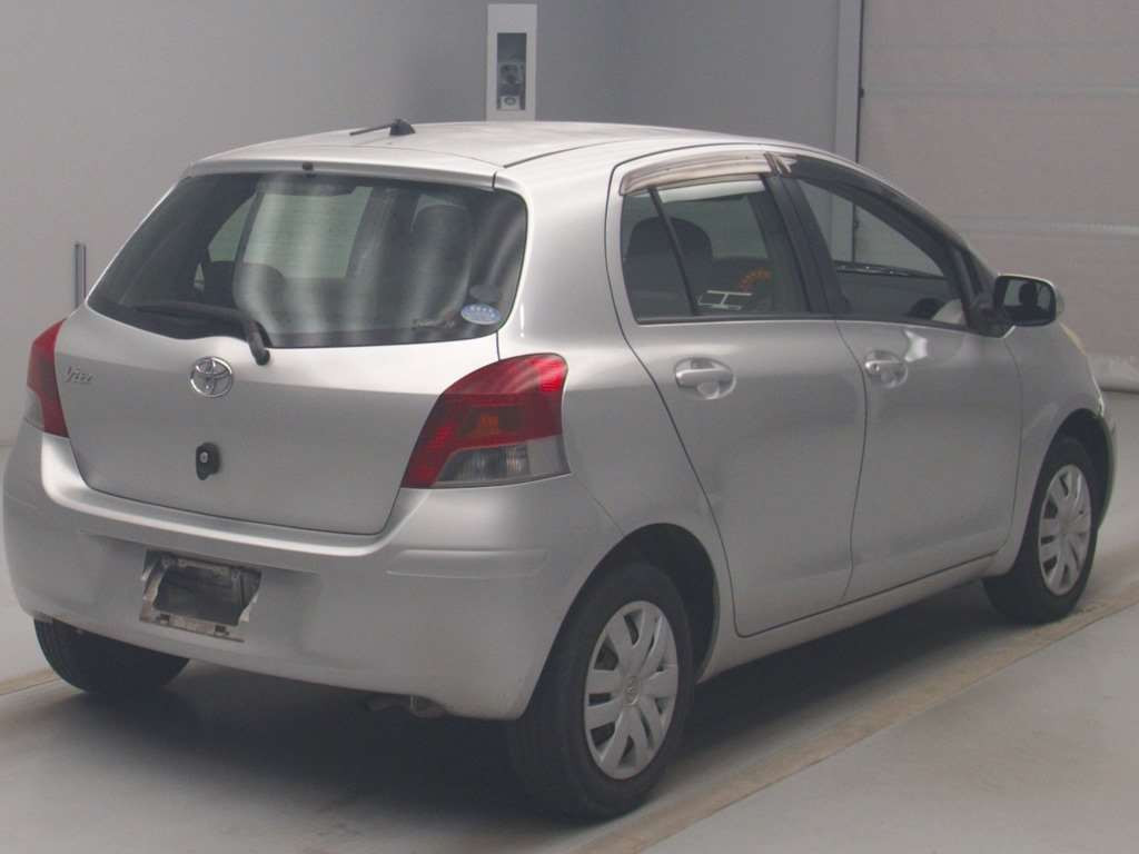 2010 Toyota Vitz KSP90[1]