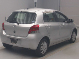 2010 Toyota Vitz