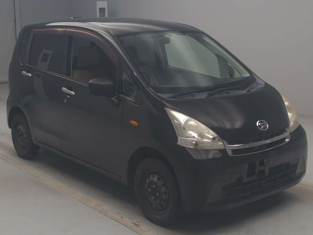 2011 Daihatsu Move LA100S[2]