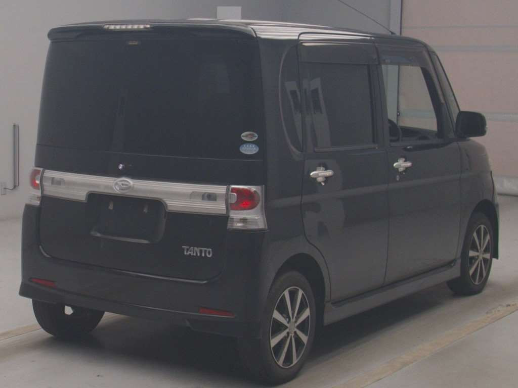 2010 Daihatsu Tanto Custom L375S[1]