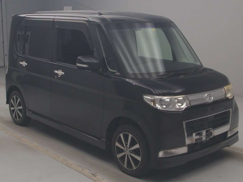 2010 Daihatsu Tanto Custom L375S[2]