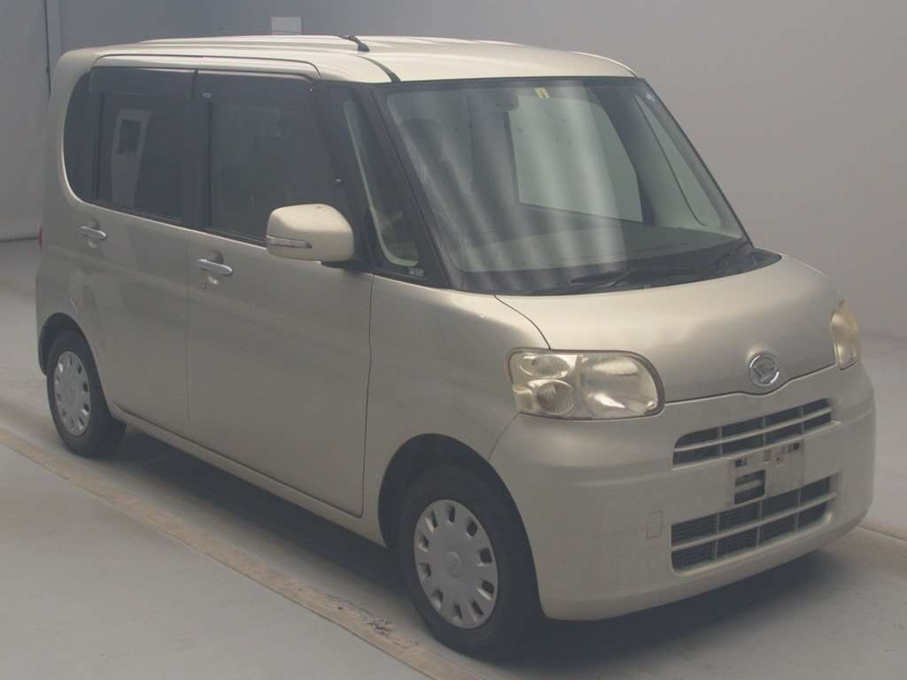 2009 Daihatsu Tanto L375S[2]