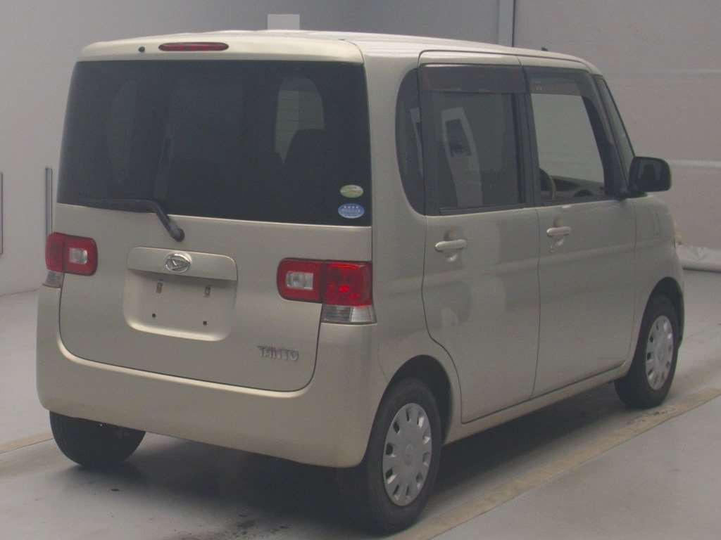 2010 Daihatsu Tanto L375S[1]