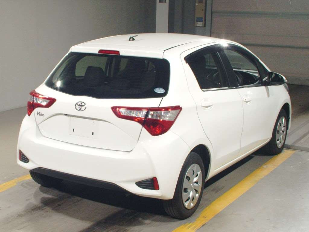 2017 Toyota Vitz KSP130[1]