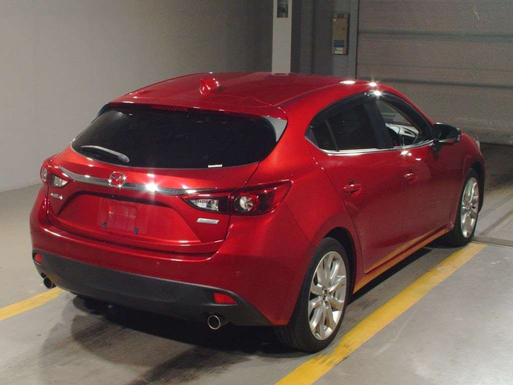 2013 Mazda Axela Sport BMEFS[1]