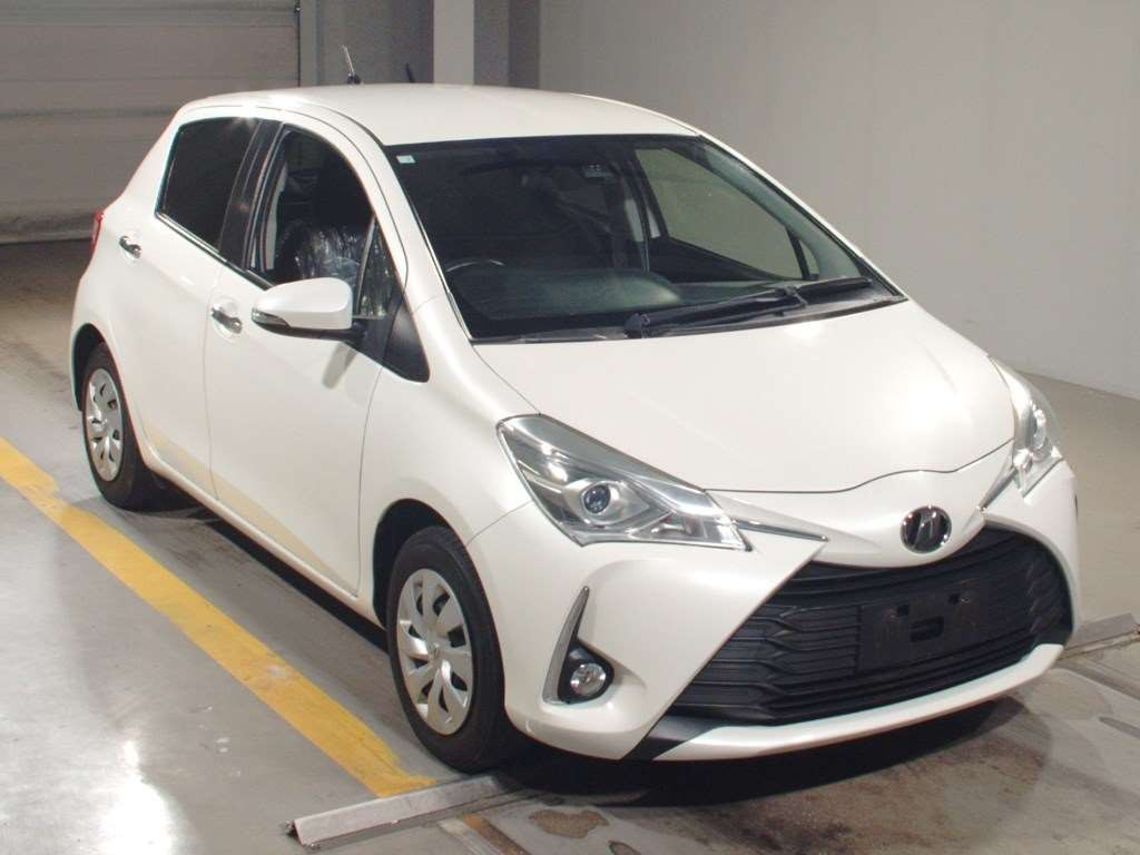 2019 Toyota Vitz KSP130[2]