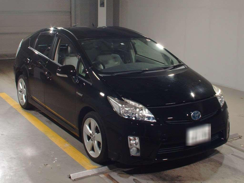 2010 Toyota Prius ZVW30[2]