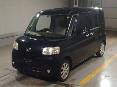 2010 Daihatsu Tanto