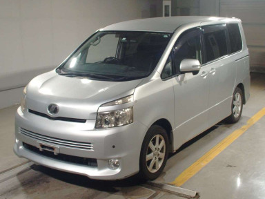 2008 Toyota Voxy