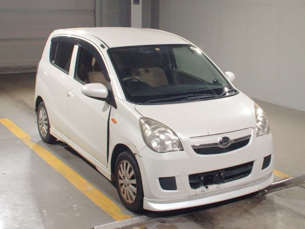 2010 Daihatsu Mira L275S[2]