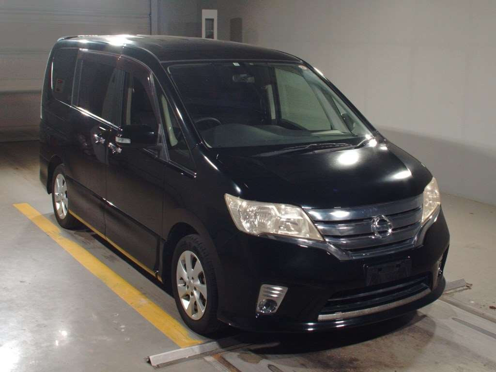 2011 Nissan Serena FC26[2]