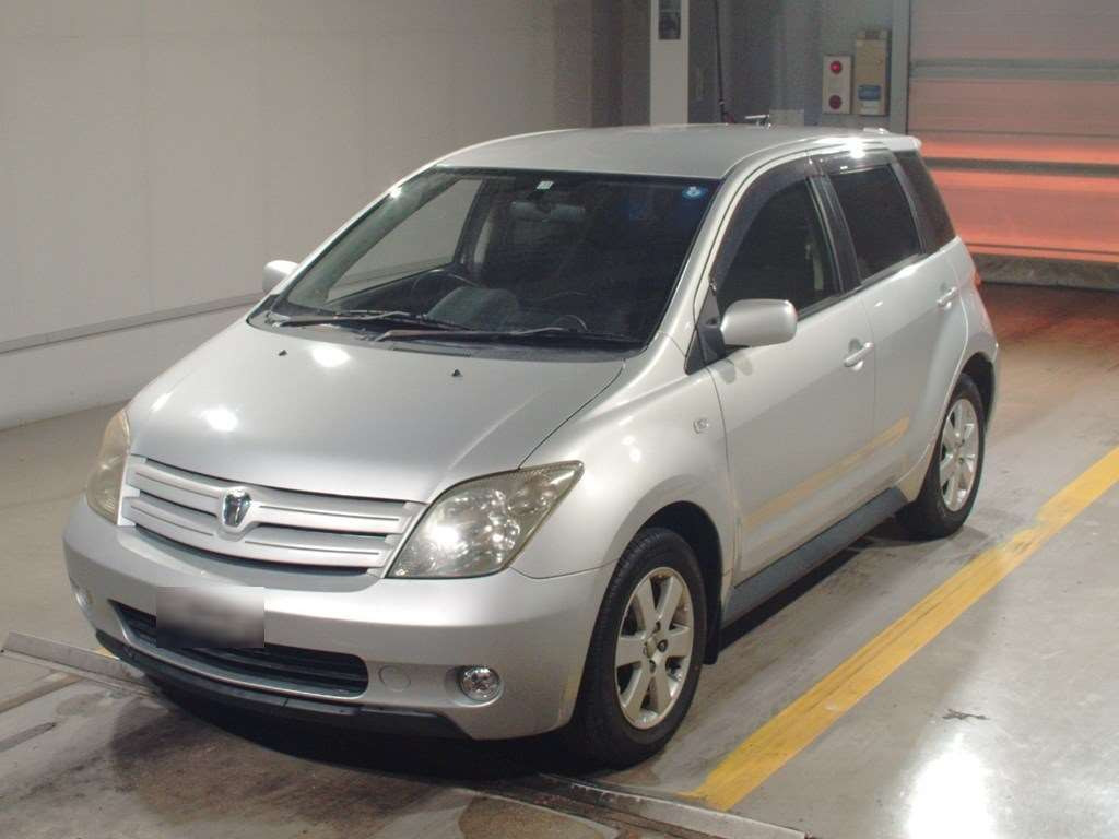 2003 Toyota IST NCP60[0]