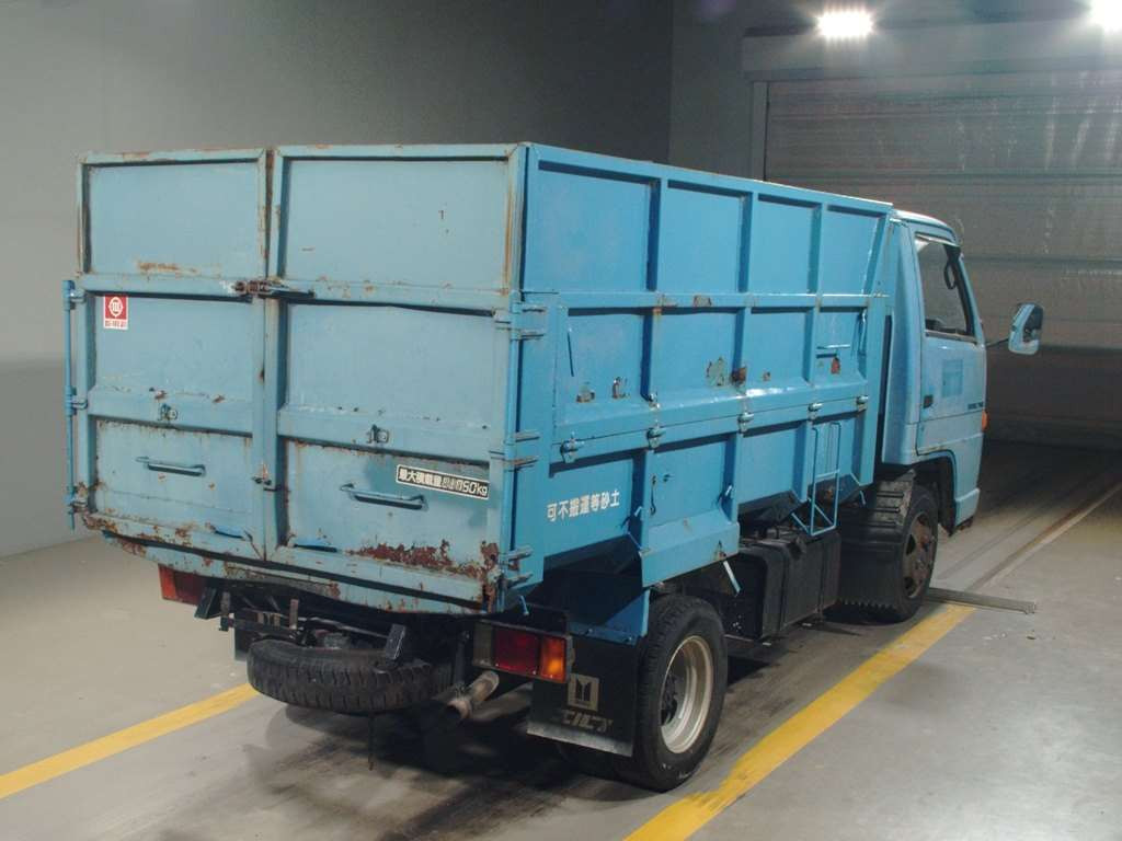 1987 Isuzu Elf Truck NKR58ED[1]