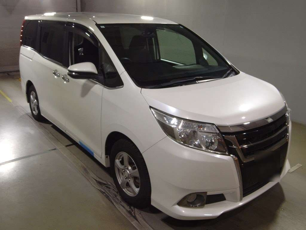 2015 Toyota Esquire ZRR80G[2]