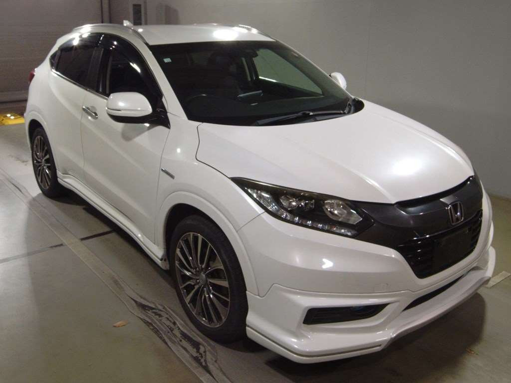 2014 Honda VEZEL RU3[2]