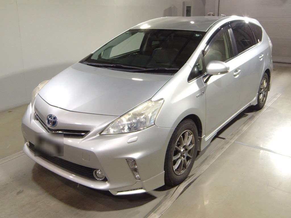 2012 Toyota Prius alpha ZVW41W[0]