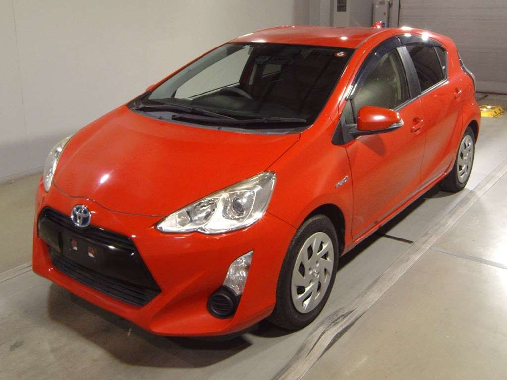 2015 Toyota Aqua NHP10[0]