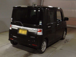 2010 Daihatsu Tanto