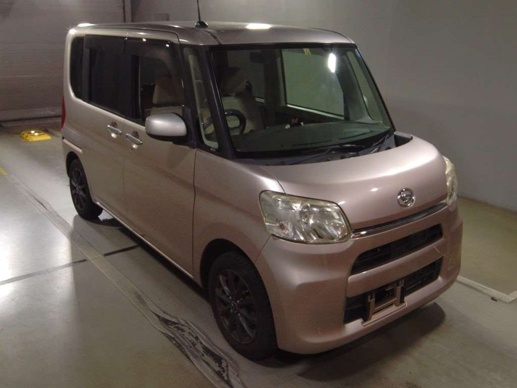 2013 Daihatsu Tanto LA600S[2]