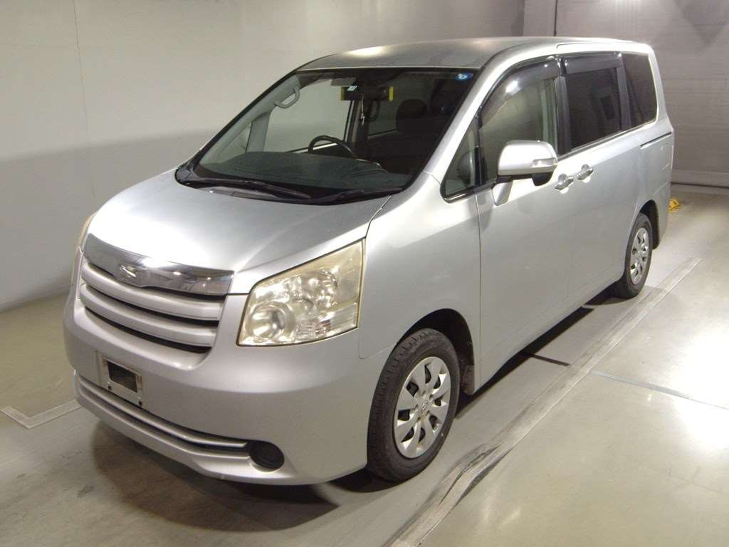 2009 Toyota Noah ZRR70G[0]