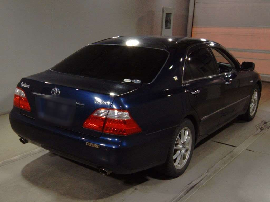 2007 Toyota Crown GRS182[1]