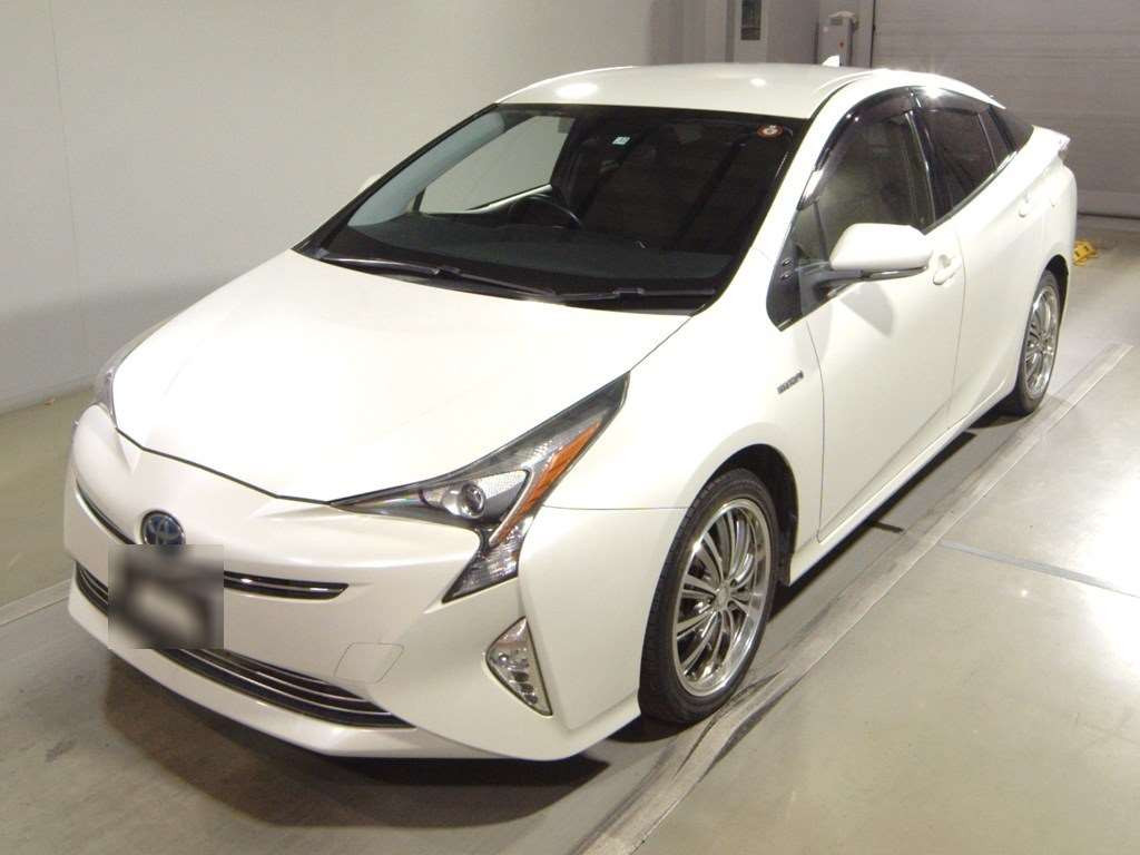 2015 Toyota Prius ZVW50[0]