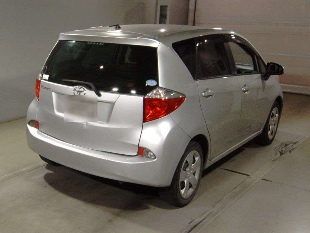 2013 Toyota Ractis NSP120[1]