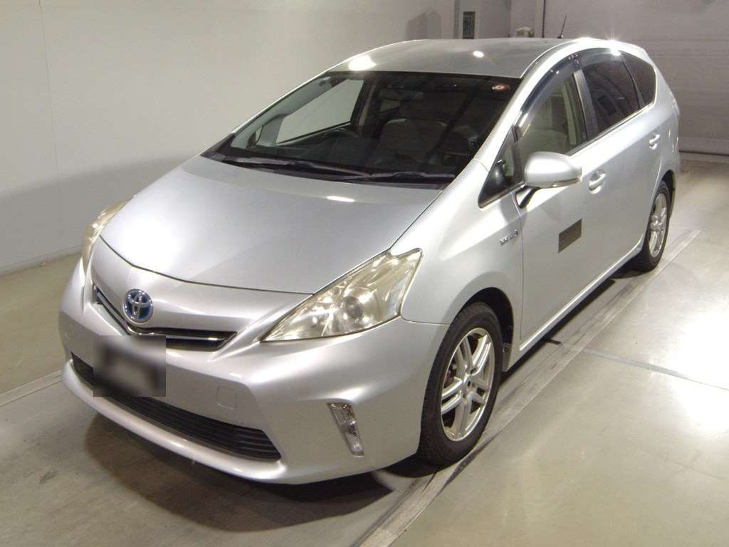 2012 Toyota Prius alpha ZVW41W[0]