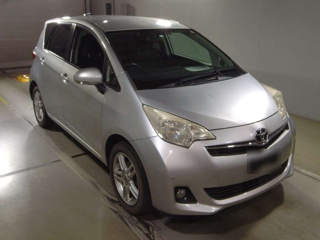 2010 Toyota Ractis NCP125[2]