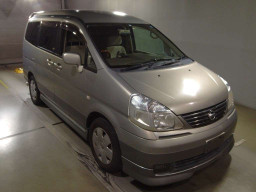 2002 Nissan Serena