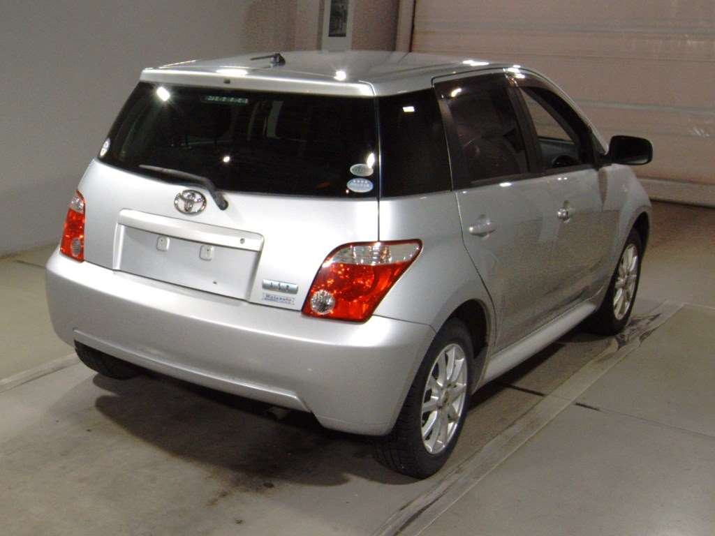 2006 Toyota IST NCP60[1]