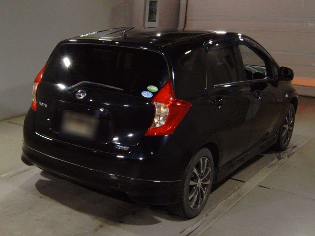 2013 Nissan Note E12[1]