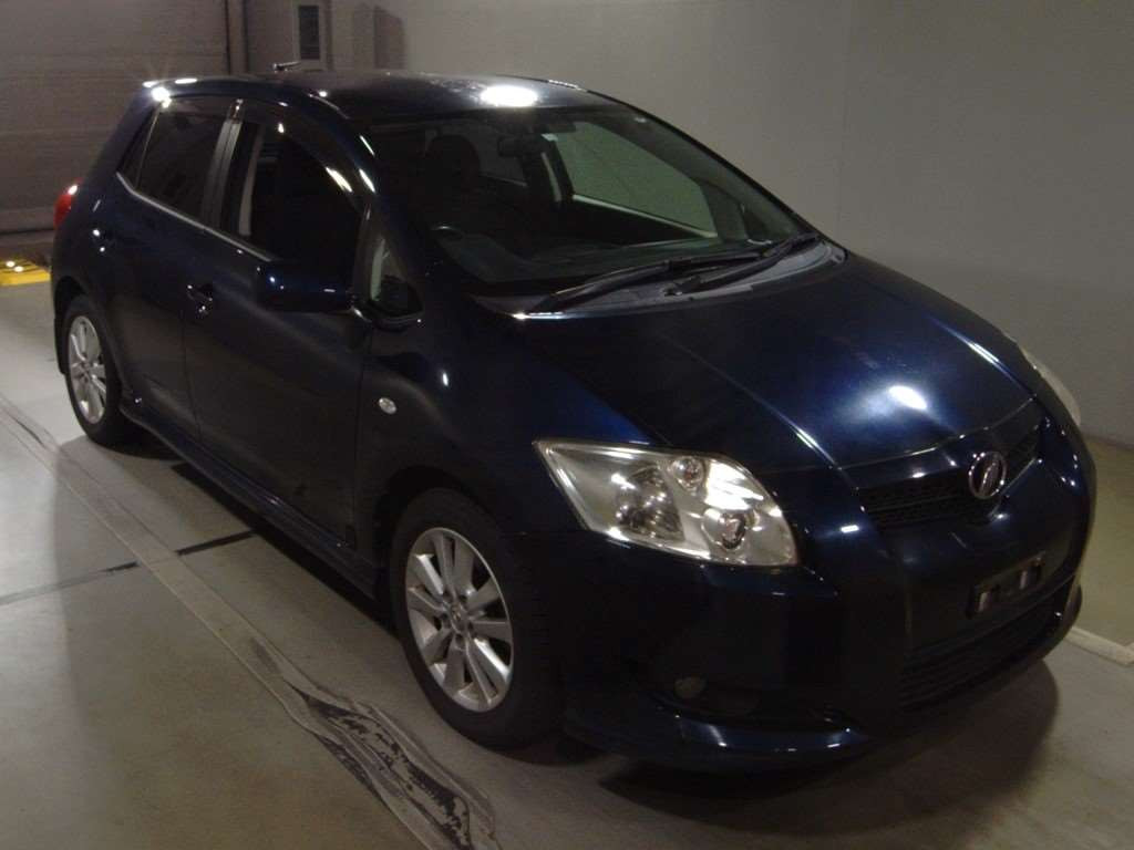 2007 Toyota Auris NZE151H[2]