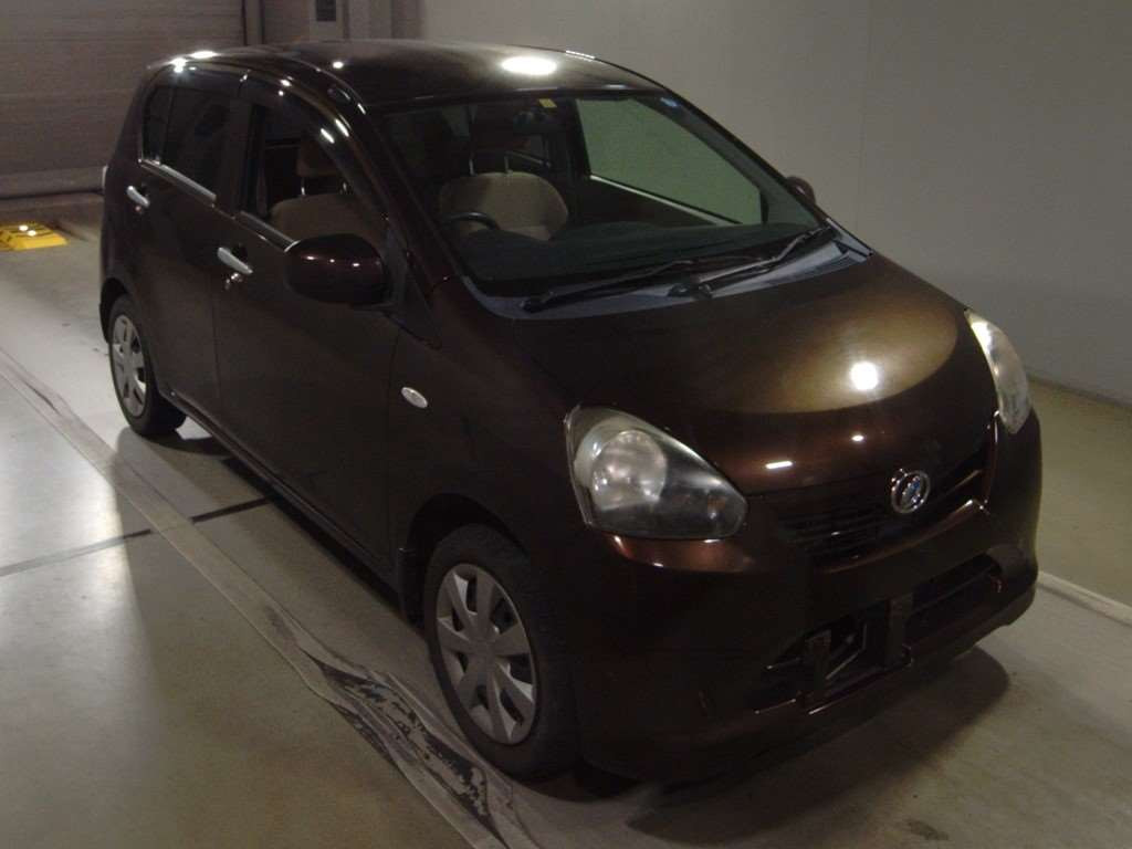 2012 Daihatsu Mira es LA300S[2]