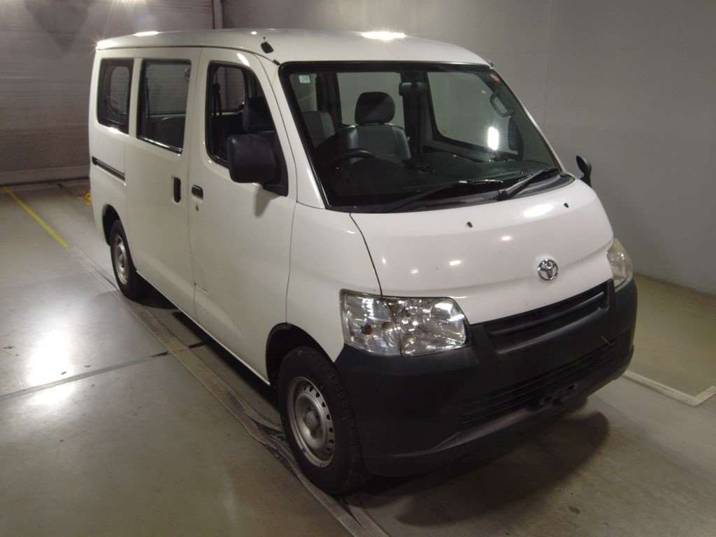 2016 Toyota Liteace Van S412M[2]