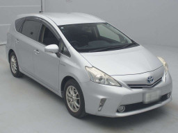 2013 Toyota Prius alpha