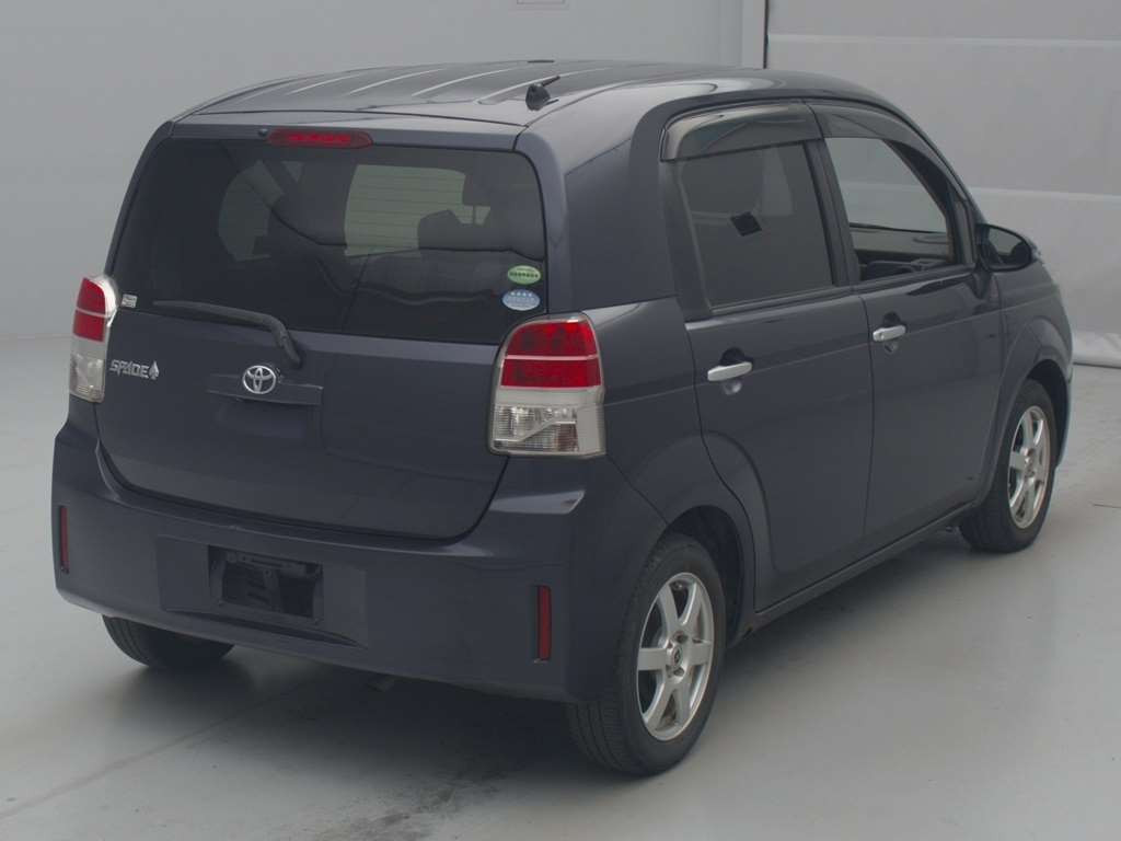 2013 Toyota Spade NCP141[1]