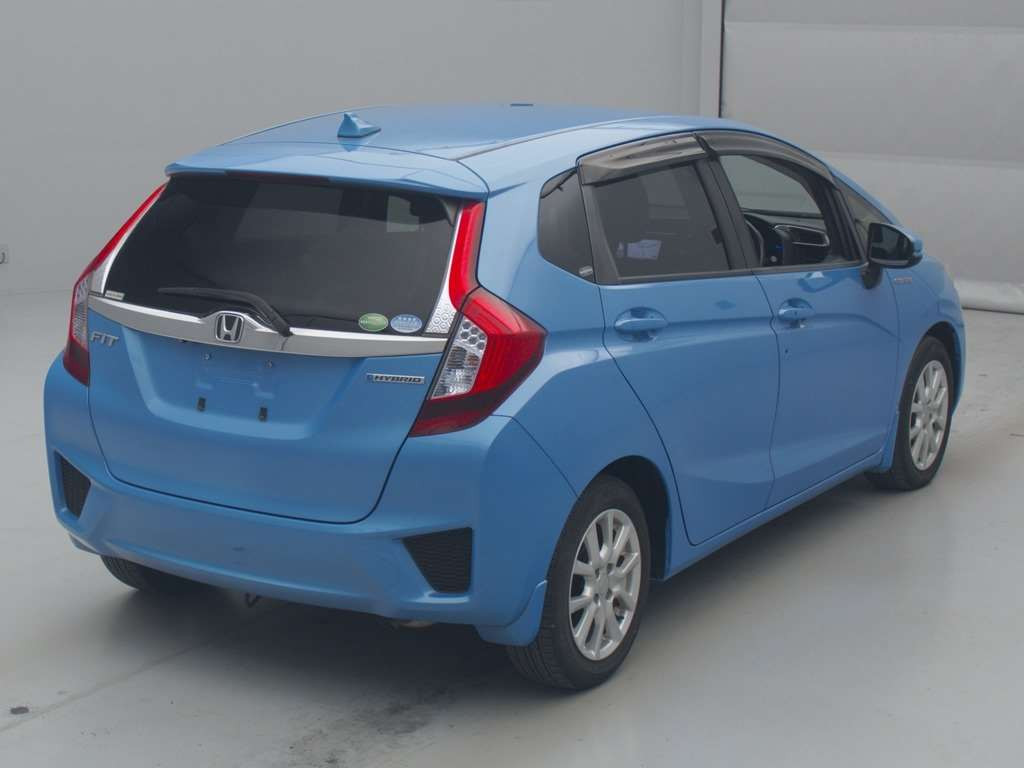 2013 Honda Fit Hybrid GP5[1]