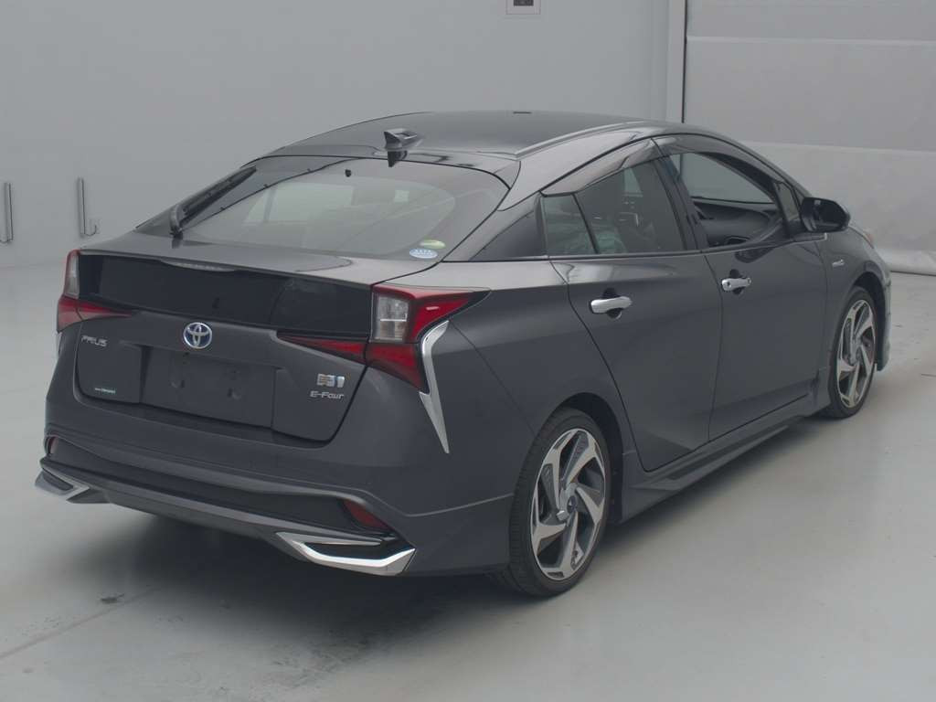 2019 Toyota Prius ZVW55[1]