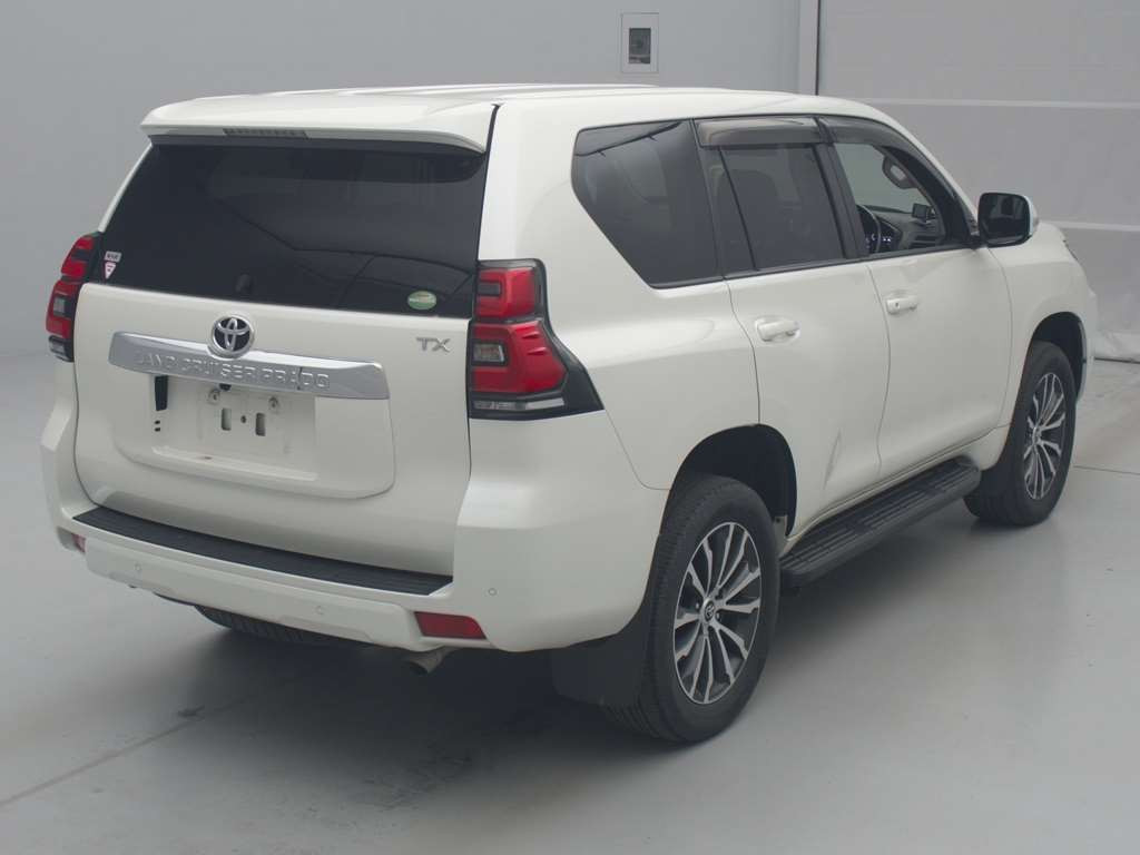 2019 Toyota Land Cruiser Prado GDJ150W[1]