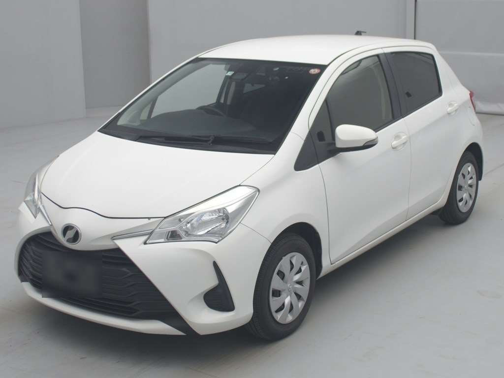 2017 Toyota Vitz KSP130[0]