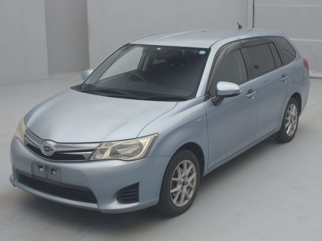 2013 Toyota Corolla Fielder NKE165G[0]