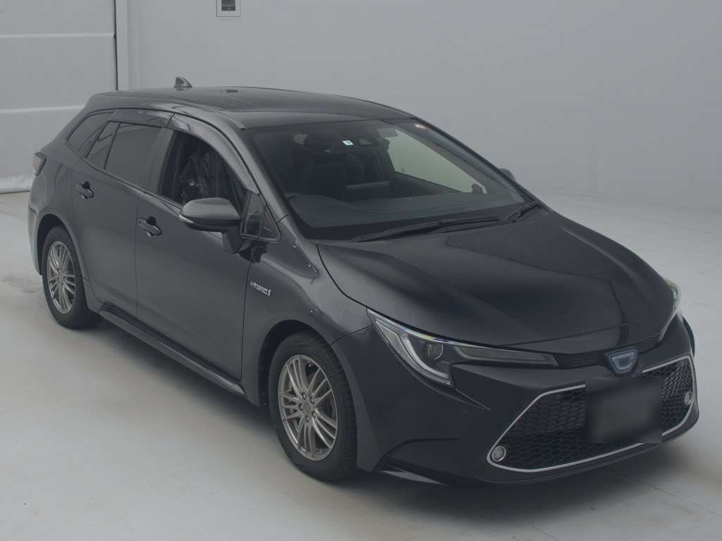 2019 Toyota Corolla Touring Wagon ZWE214W[2]