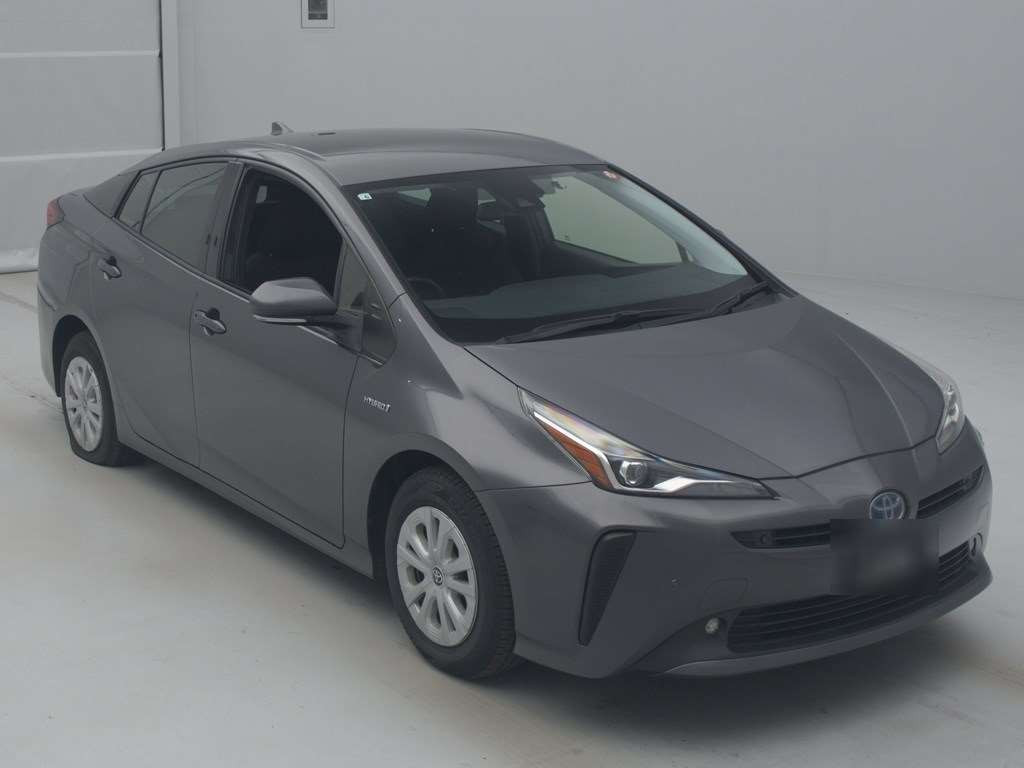 2019 Toyota Prius ZVW55[2]